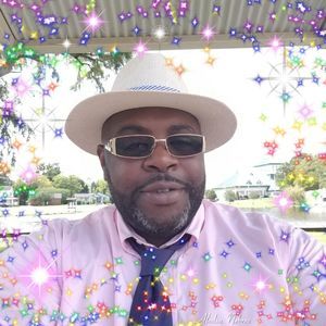 Meet your Posher, Larry